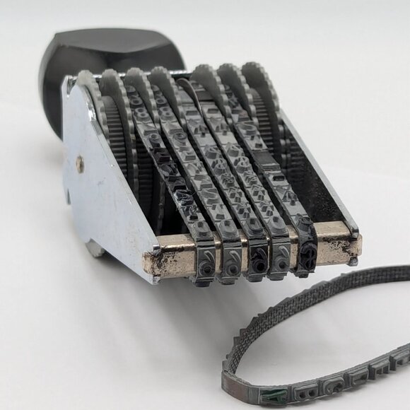 Vintage COSCO 6 digits stamp with wood handle and 5 rubber stripes - Picture 3 of 5